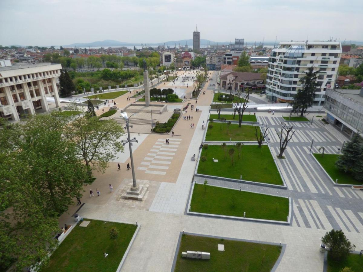 Avelov Art Apartment Burgas Exterior foto